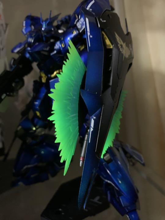 ガンプラ RG サザビー 塗装済 完成品 アクションベース付き