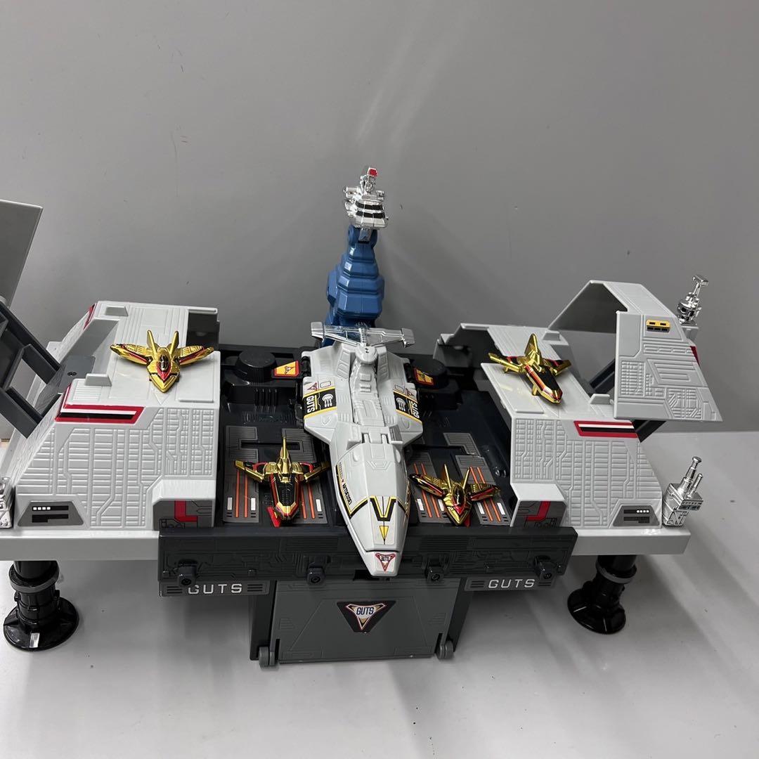 バンダイ製　ウルトラマンティガ　TPC 極東本部基地ダイブハンガー　GUTS OneMall provides Mercari products: ウルトラマンティガ TPC