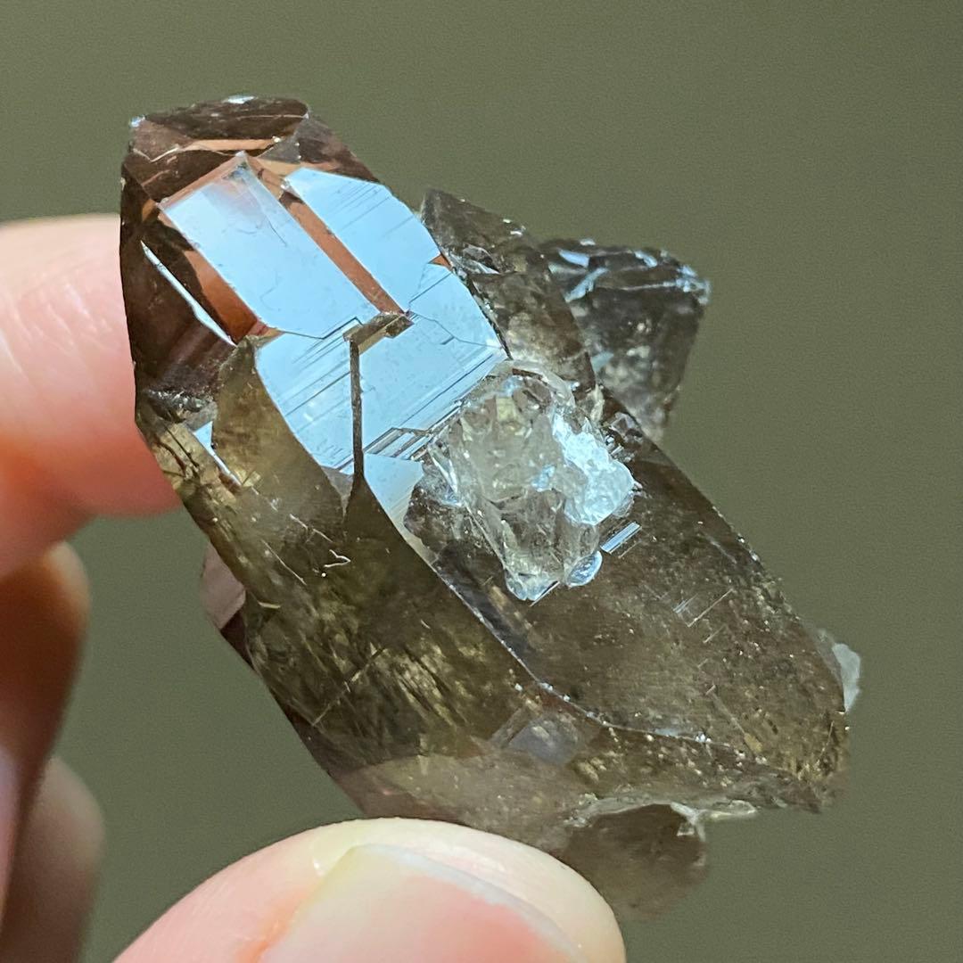 ガウリシャンカール スモーキークォーツ 貫入 煙水晶 天然石 原石 NEXPOTALLINN_EU