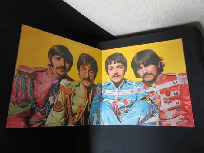 BEATLES★SGT. Pepper's Lonely Hearts Club