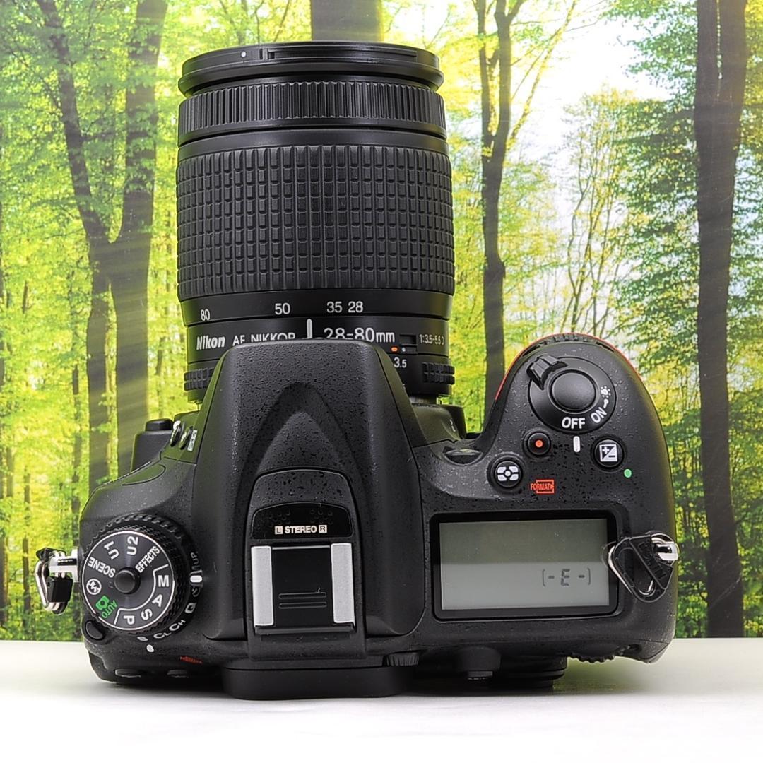 超美品　Nikon D7100 　ダブルズームセット　カードリーダースマホ転送 D7000 Nikon ニコン D7100 ダブルズームキット 新品SD32GB付き