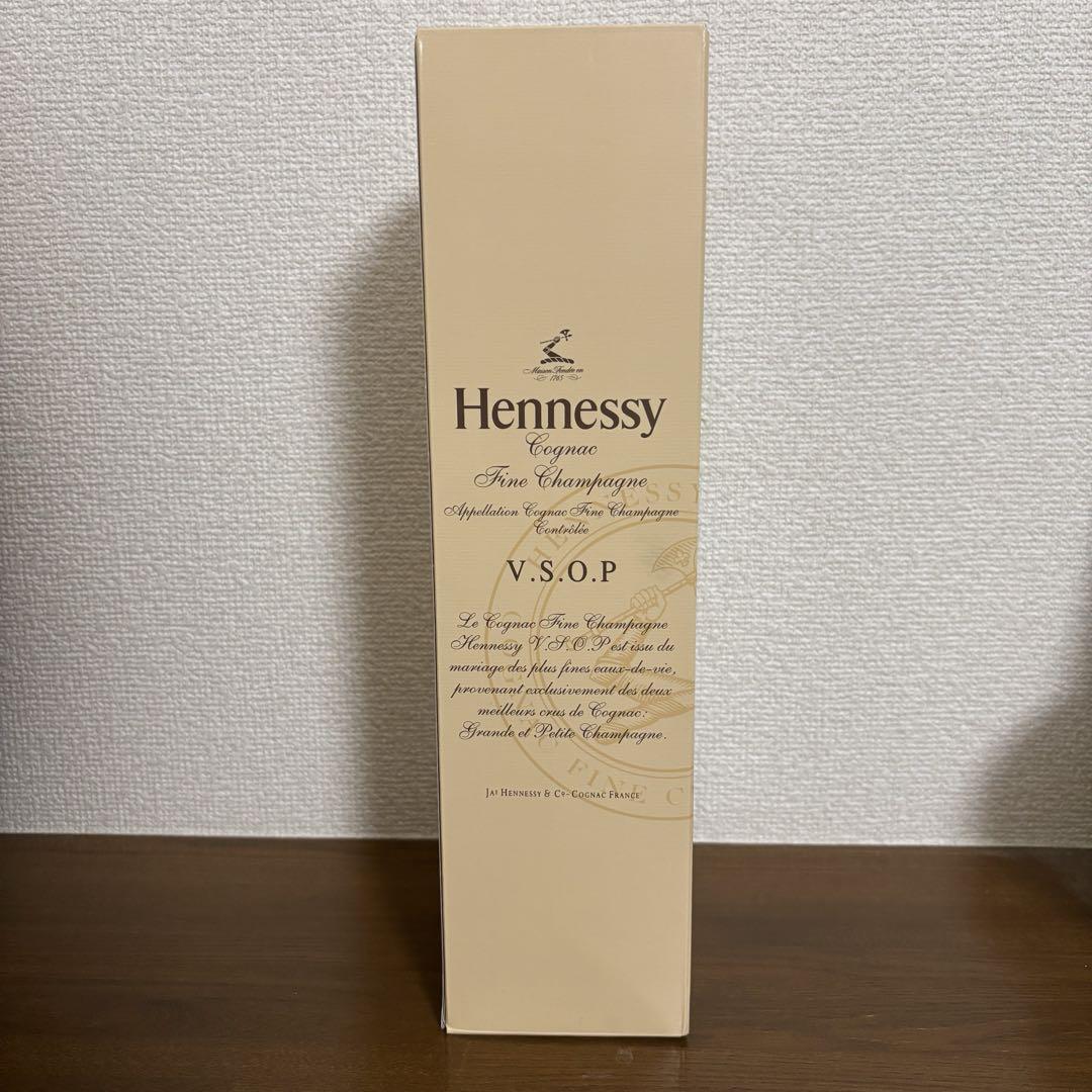 ヘネシー V.S.O.P フィーヌ シャンパーニュ 700ml 40%