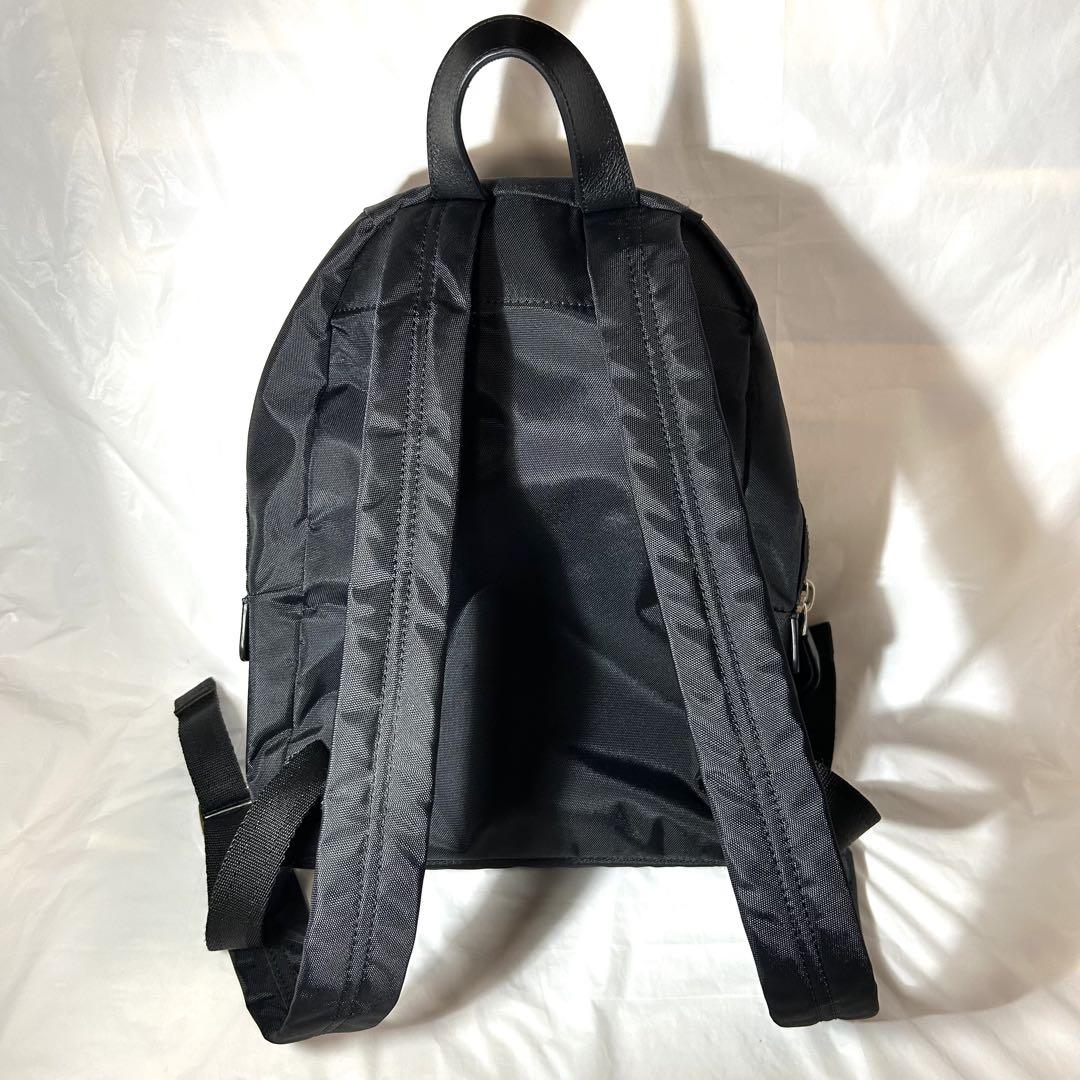 【未使用級】MARC JACOBS ブラック リュック　バックパック 大容量