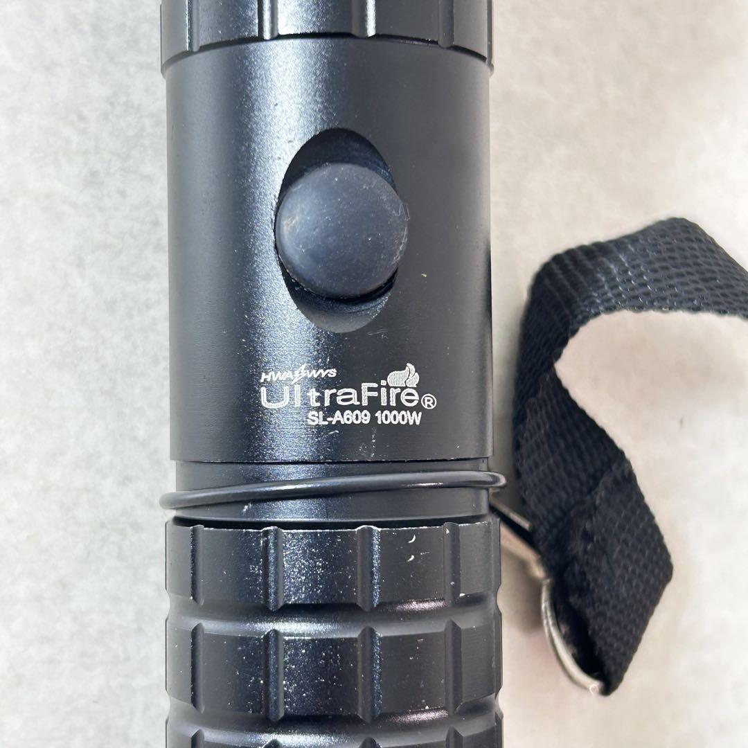 ライト・ランタン UltraFire SL-A609 1000W
