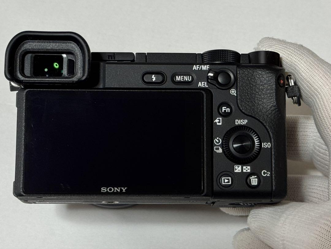 SONY α6400 ILCE-6400L パワーズームレンズキット+オマケつき