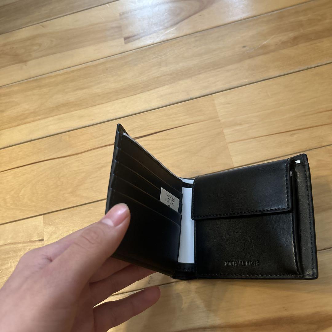 MICHAEL KORS ブラック二つ折り財布