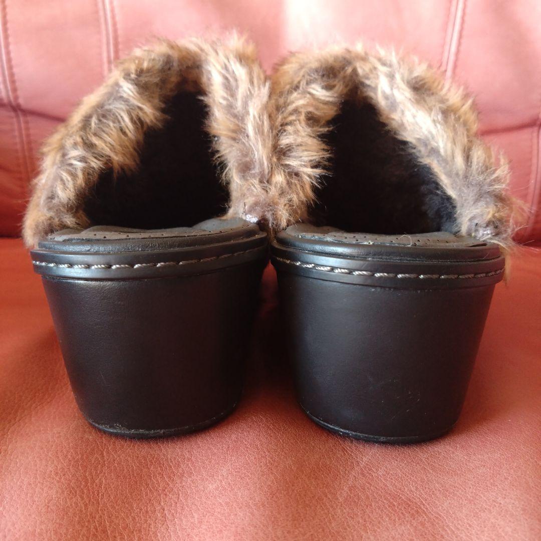 Crocs コブラーボア付き