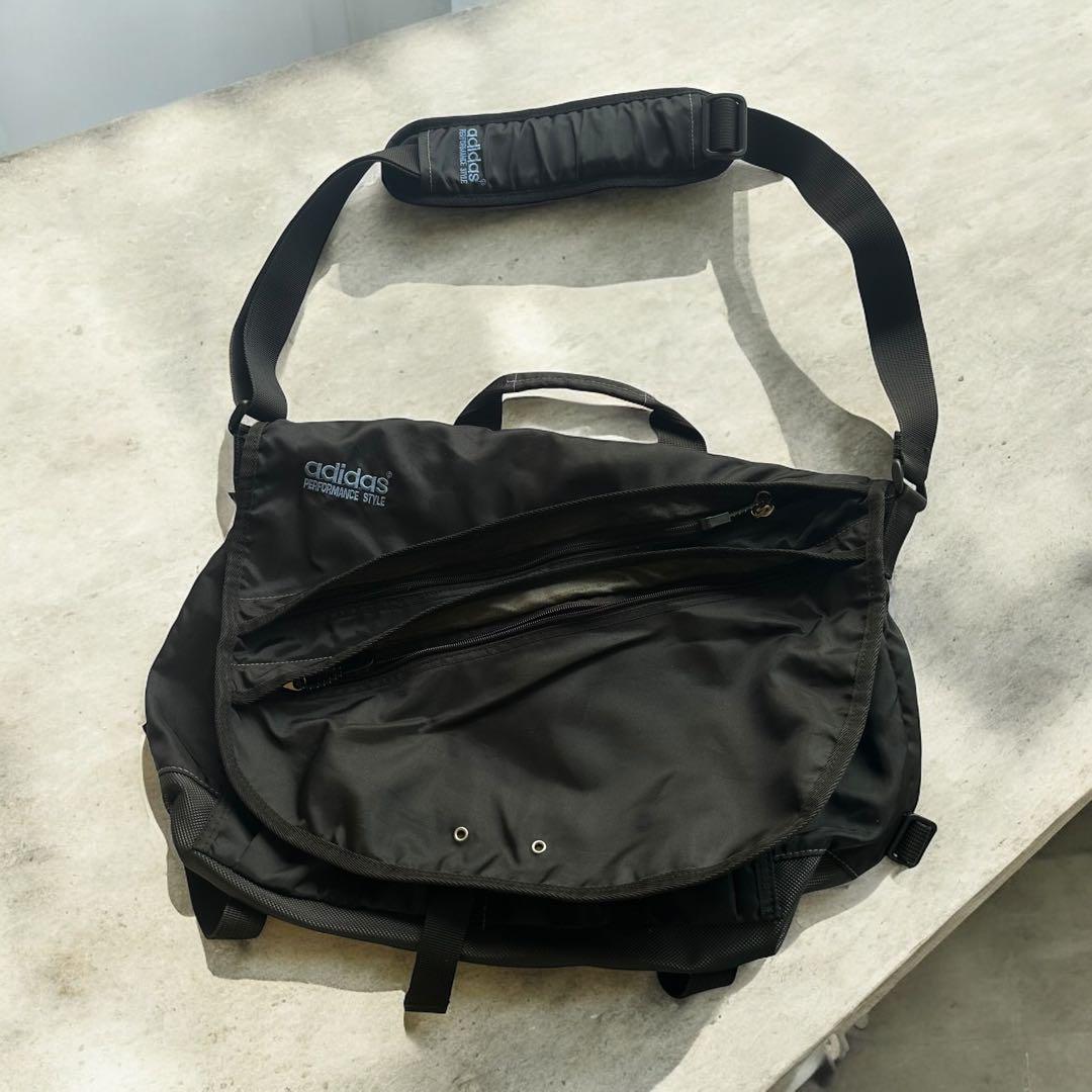 バッグ Vintage 80s adidas sling bag messenger