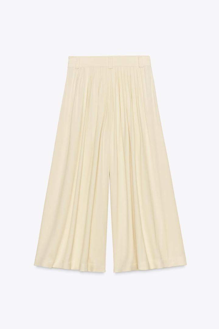 ZARA 新品 完売　ニットケープジャケット　ミンク Sサイズ ニットケープジャケット - ミンク | ZARA Japan / 日本