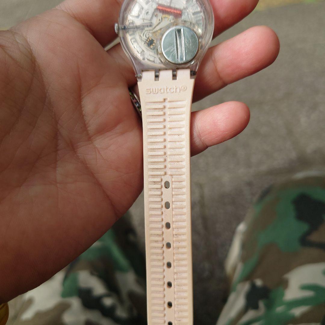 swatch スウォッチ　時計　腕時計　電池交換済み！ スウォッチの電池交換は無料ですか？｜ぜいたく品が消費文化に