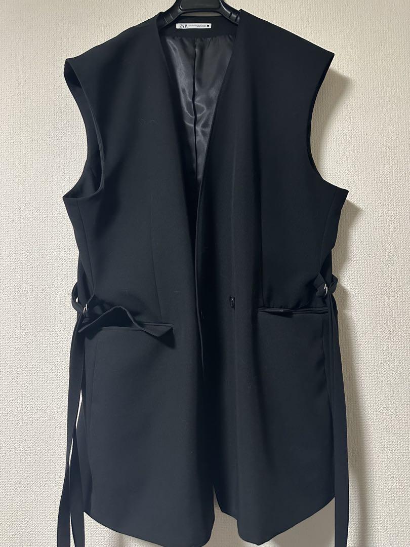注目ショップ・ブランドのギフト ZARA ブラック ノースリーブ ベスト - メルカリ トップス