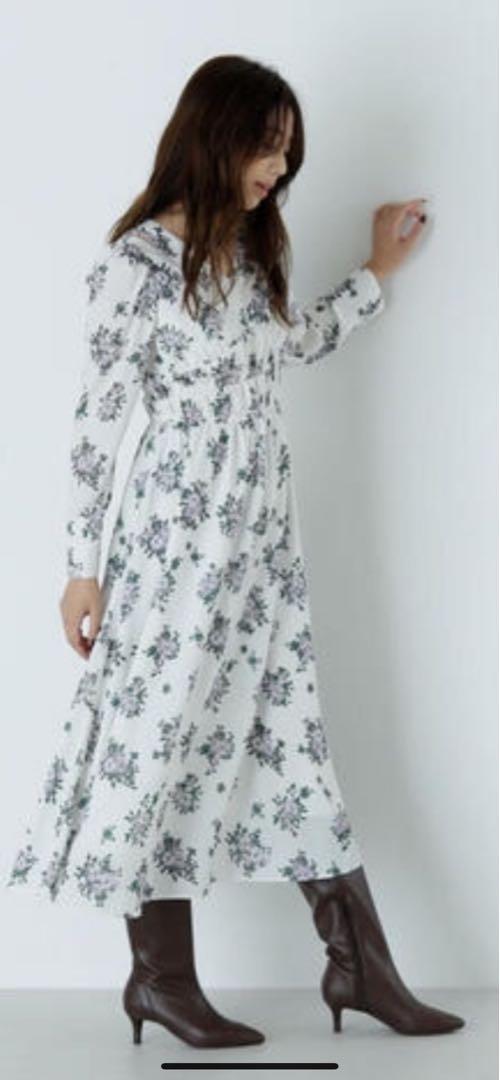 NATURAL BEAUTY BASIC新品スリットショルダープリントワンピース
