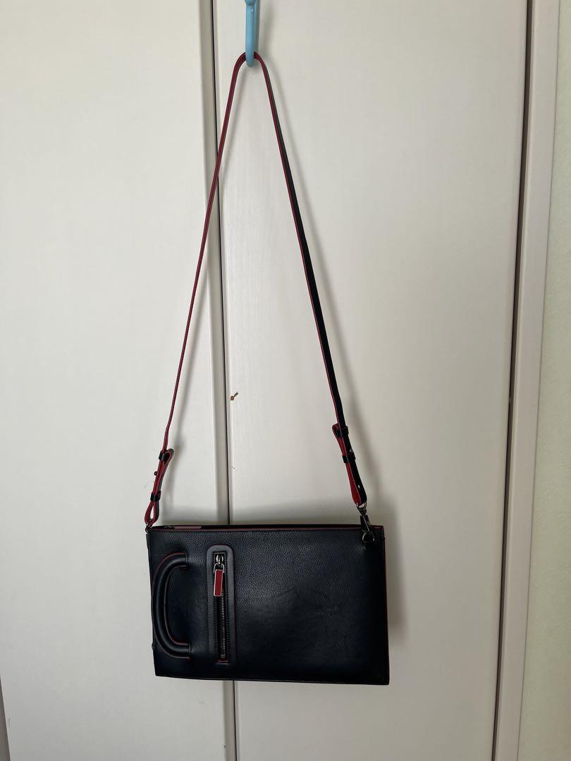 【美品】Louboutin クリスチャンルブタン　ショルダーバッグ　スタッズ