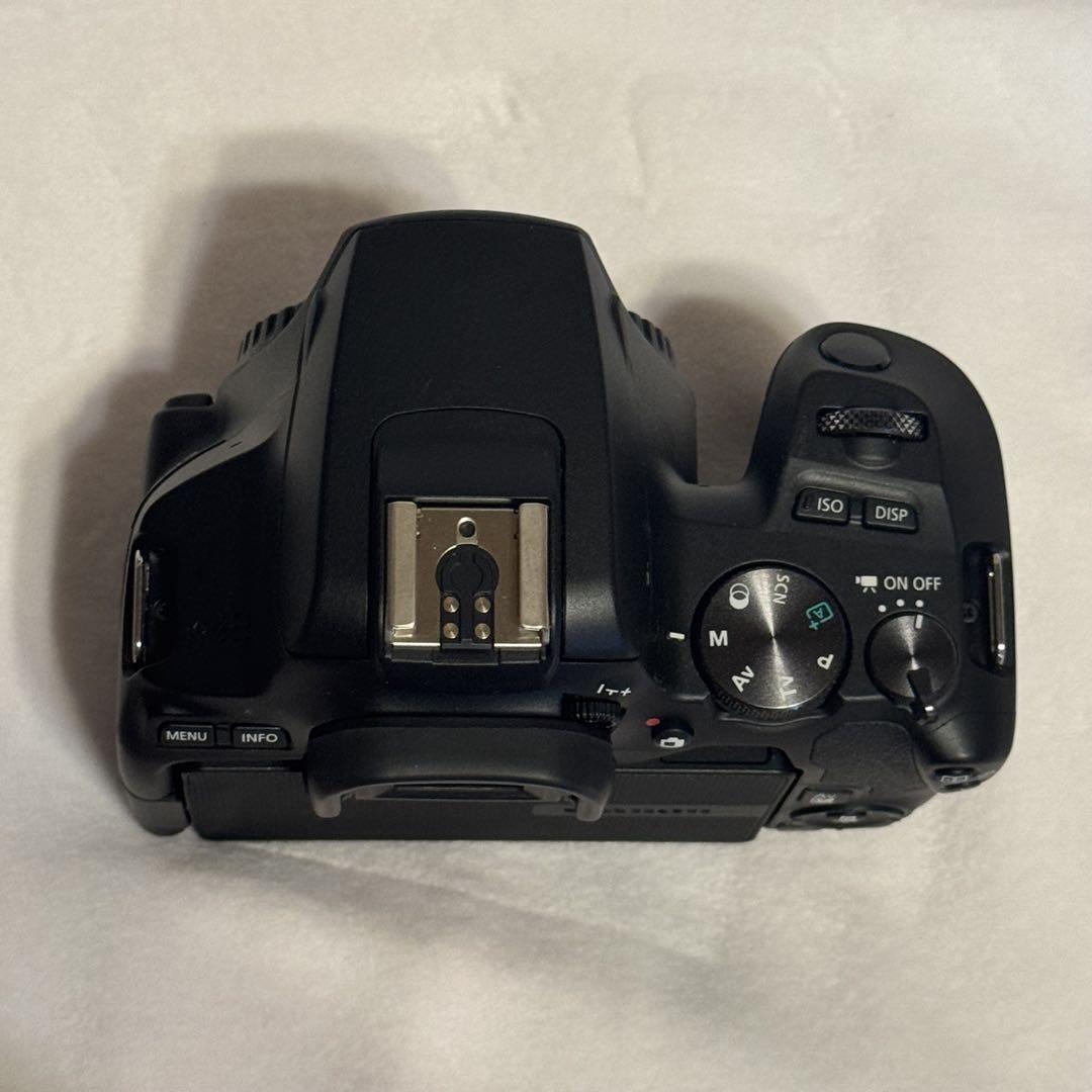 【10月31日まで値下げ】Canon EOS Kiss X10