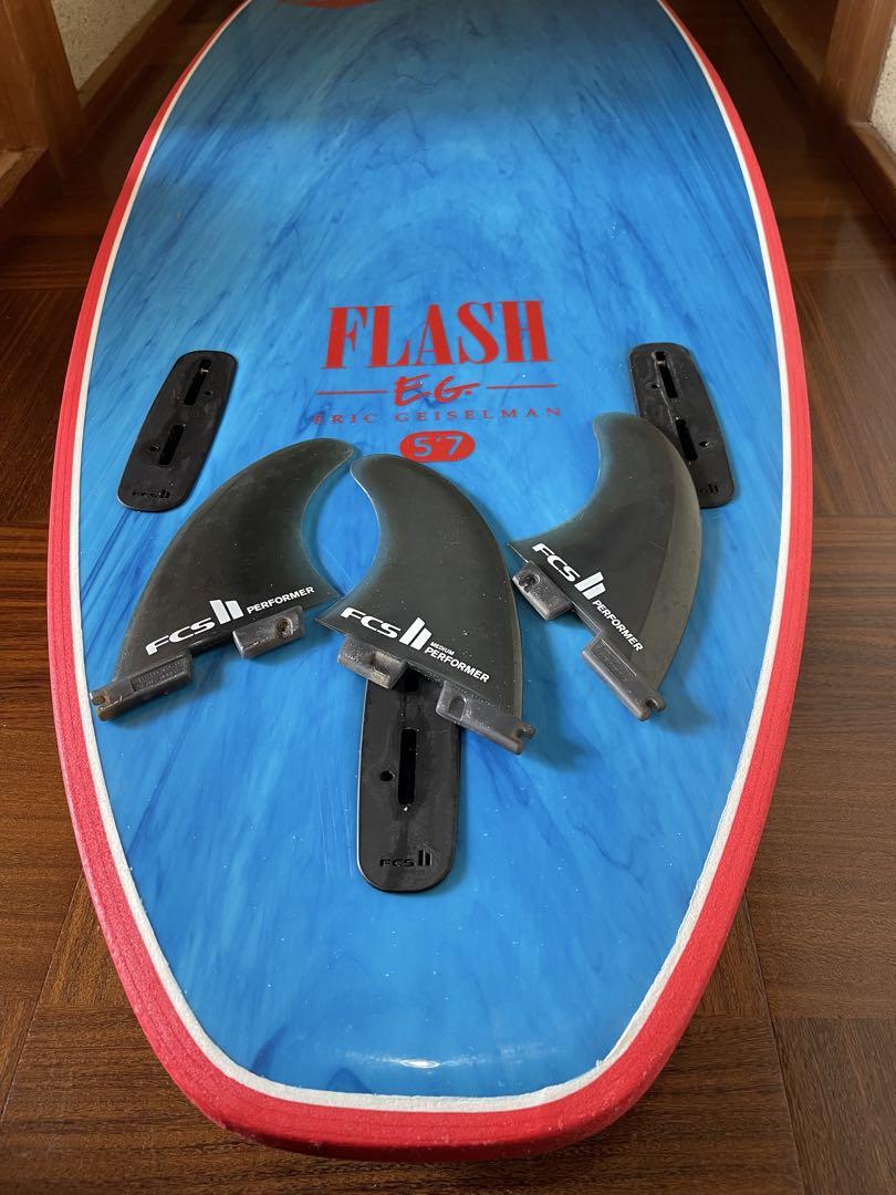 ソフテック　FLASH 5'7\" ソフトボード FCS II