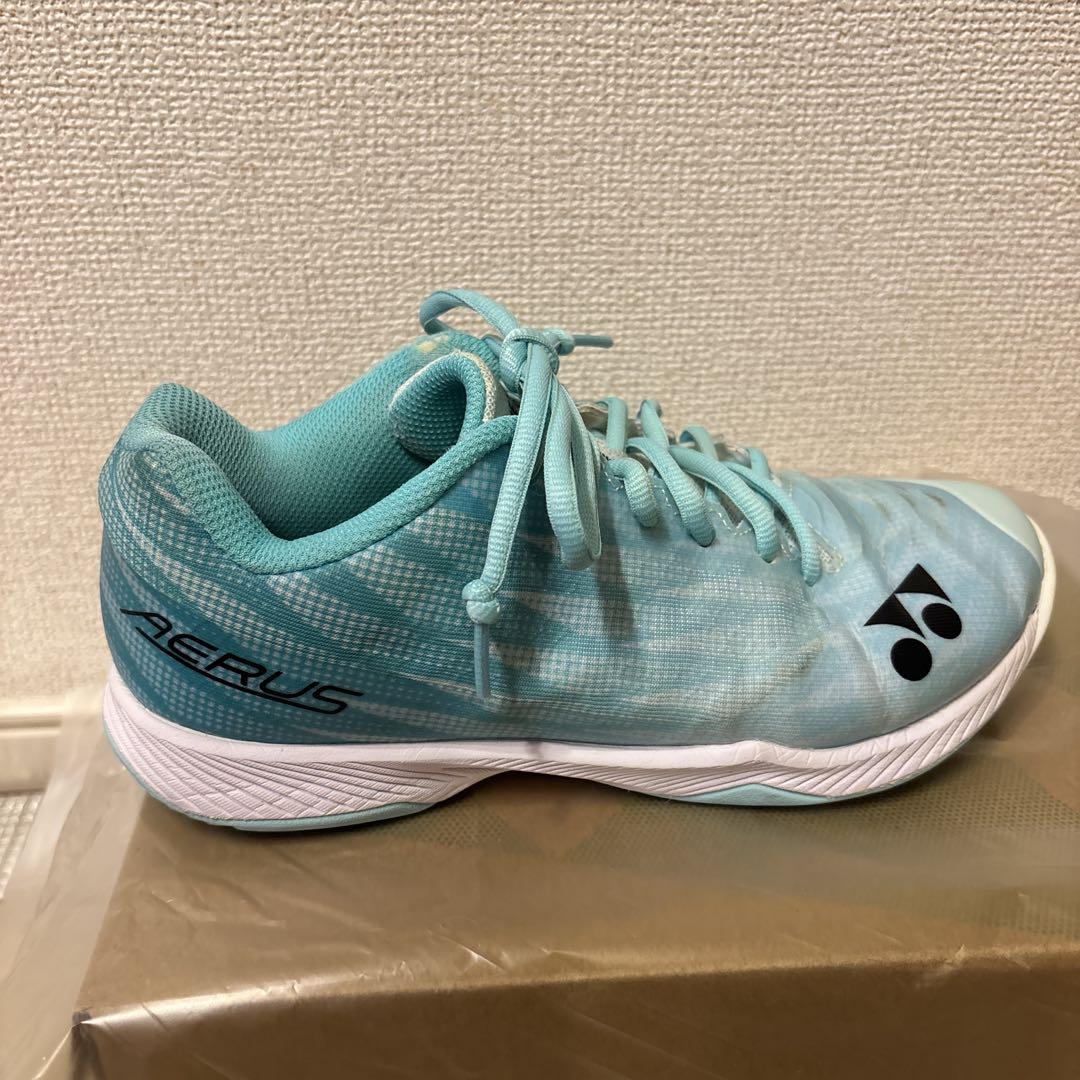 Amazon.com | Yonex Badminton Shoes Power Cushion Aerus Z