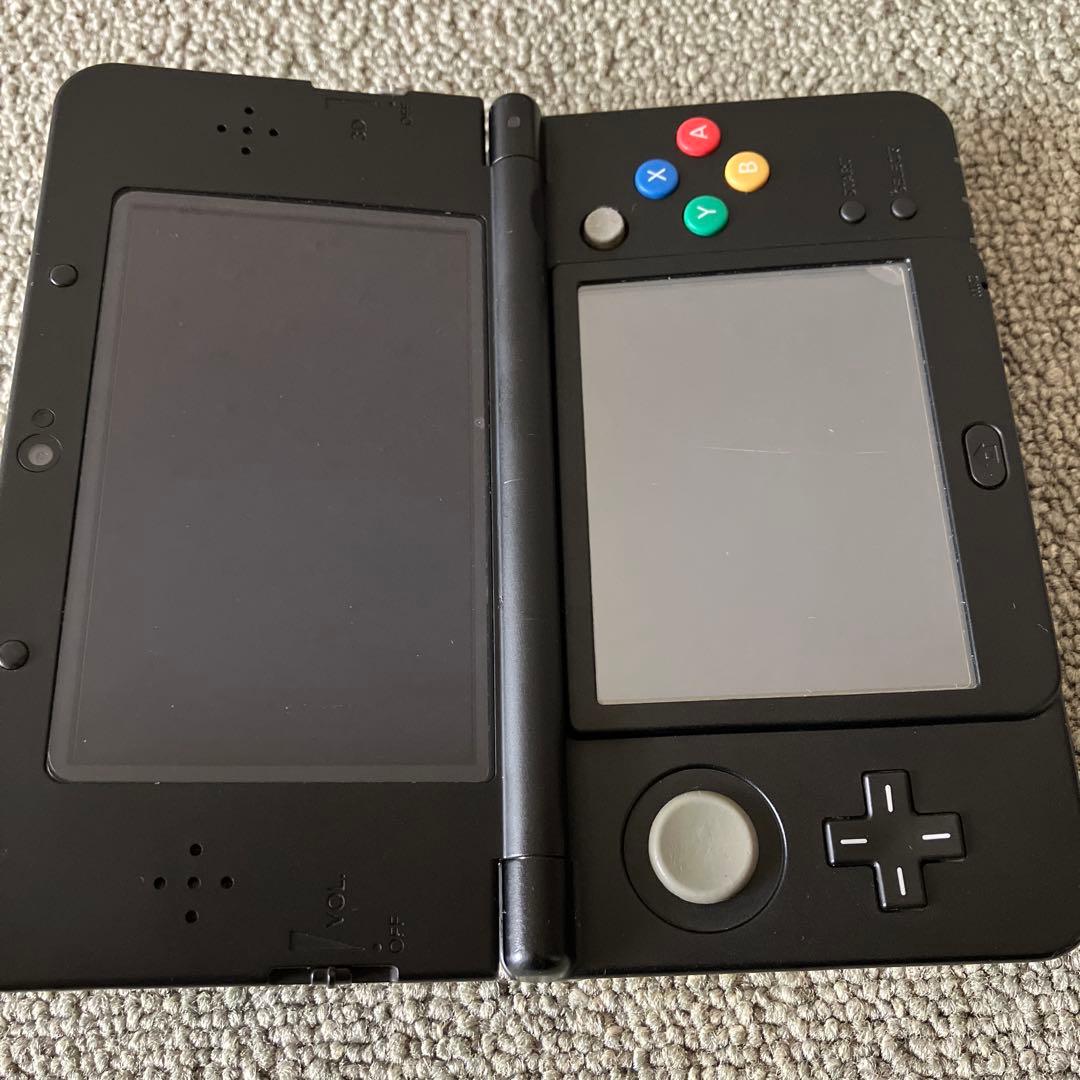 NEWニンテンドー3DS ブラックやや傷や汚れあり