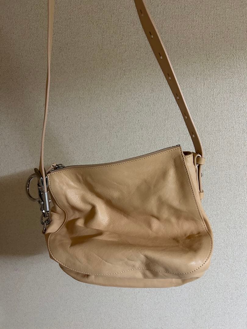 ベージュ レザー ショルダーバッグ