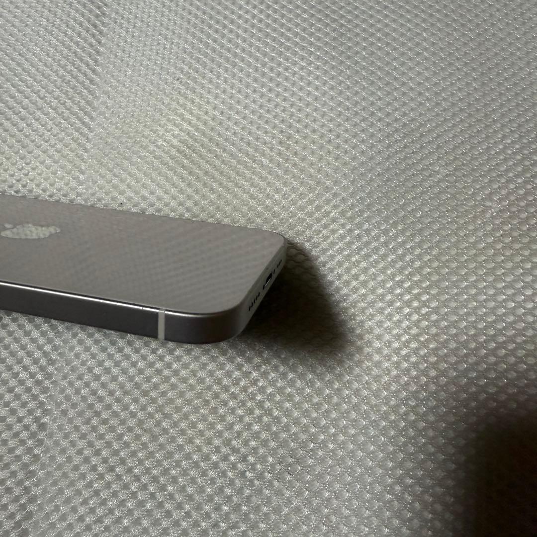 ⭐︎SIMフリー iPhone12 64GB バッテリー100%