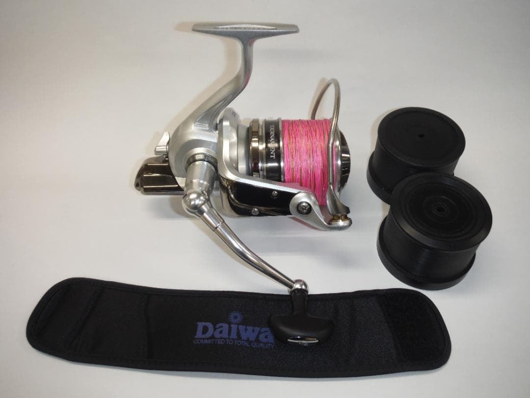 ダイワ トーナメントサーフ35 QD スプール3個目立った傷や汚れなし