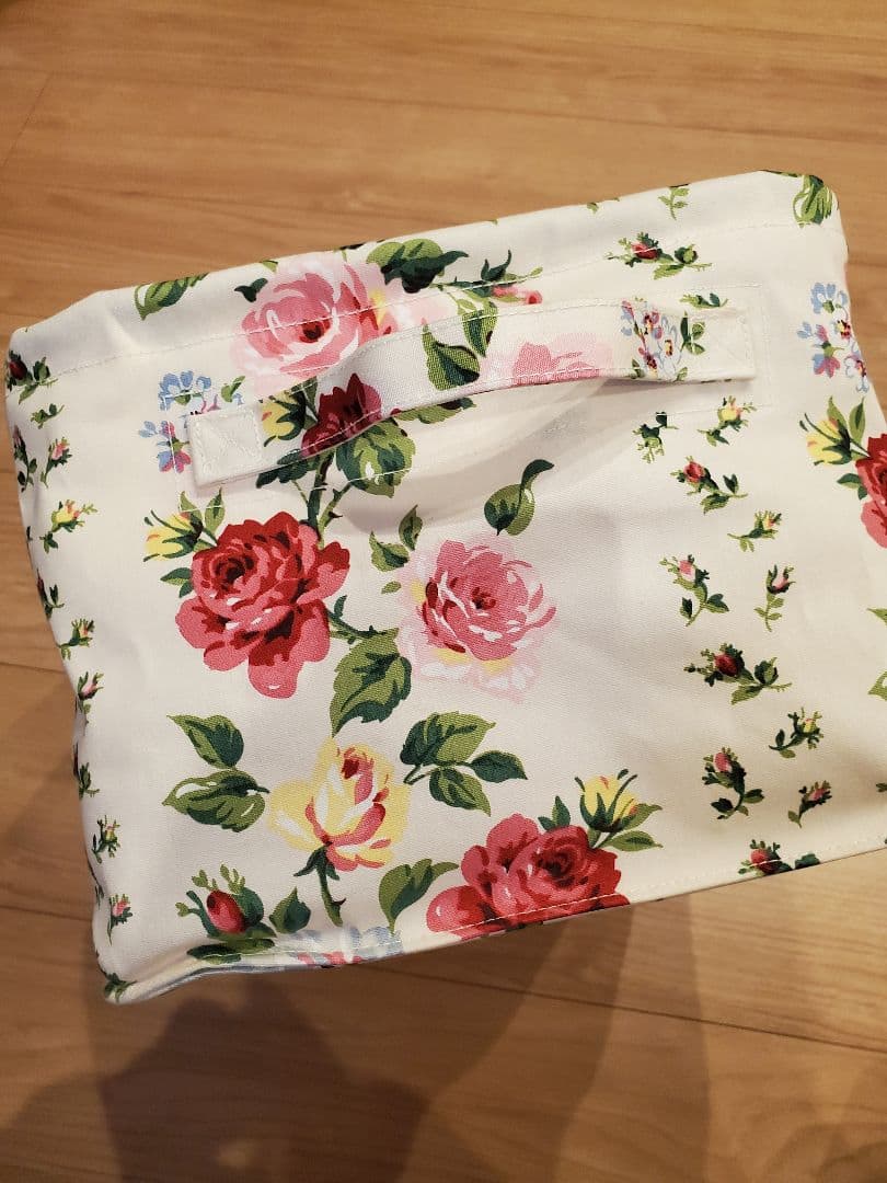 ローラアシュレイ　クラリッサ　ストレージボックス　収納　ほぼ新品です