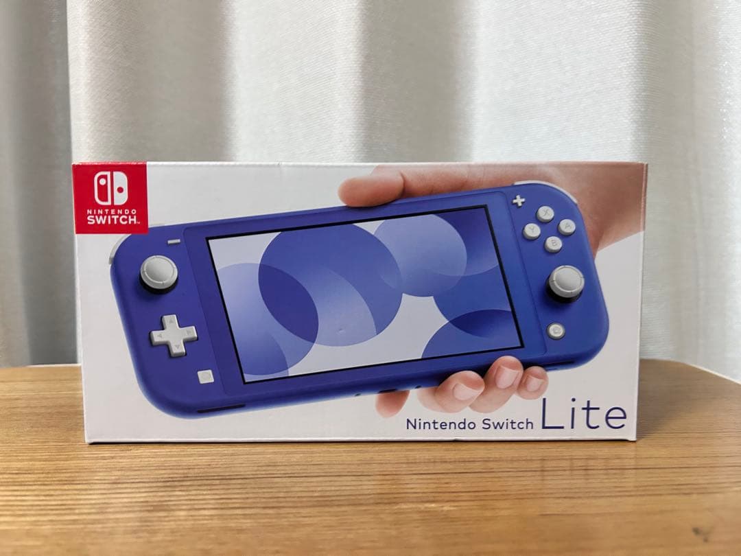 Nintendo Switch lite 本体 ブルー スイッチライト目立った傷や汚れなし