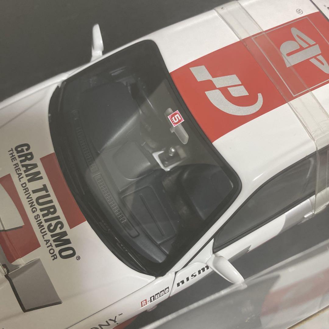 ミニカー AUTOart GRAN TURISMO GT-R (R34) 1:18