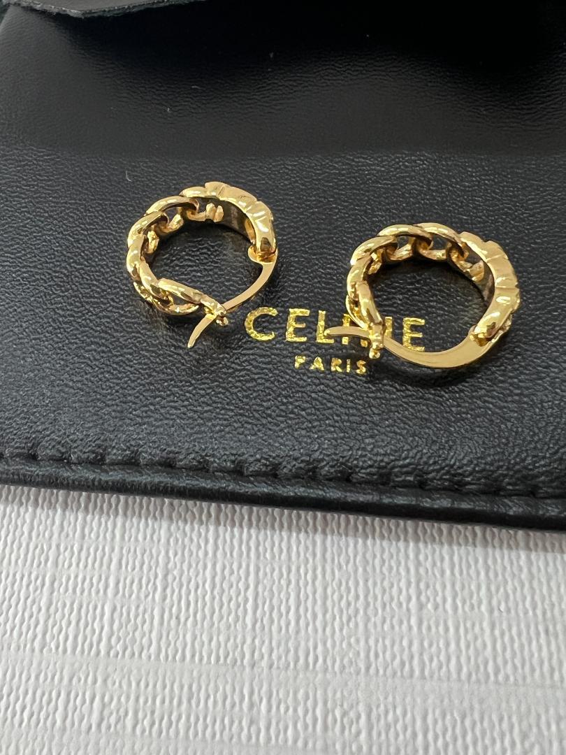 可愛い☆セリーヌ☆レディース ピアス