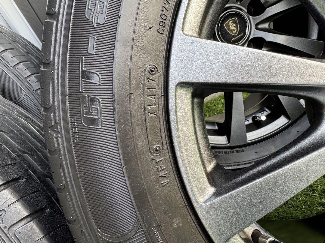 ノーマルタイヤ・ホイール4本セット 215/60R16 ナット20本付き
