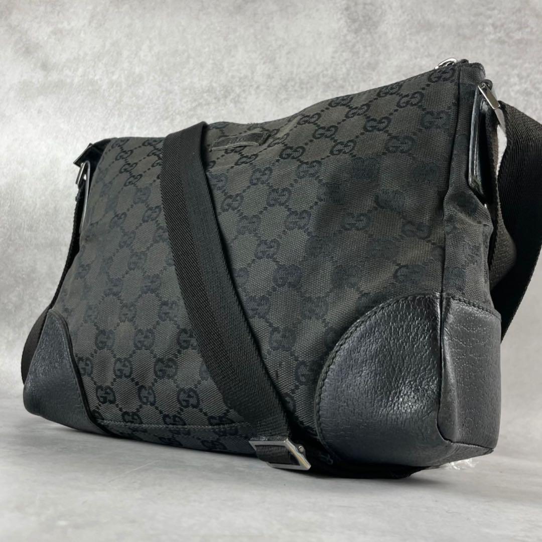 美品◎GUCCI ショルダーバッグ GGキャンバス レザー 本革 ブラック