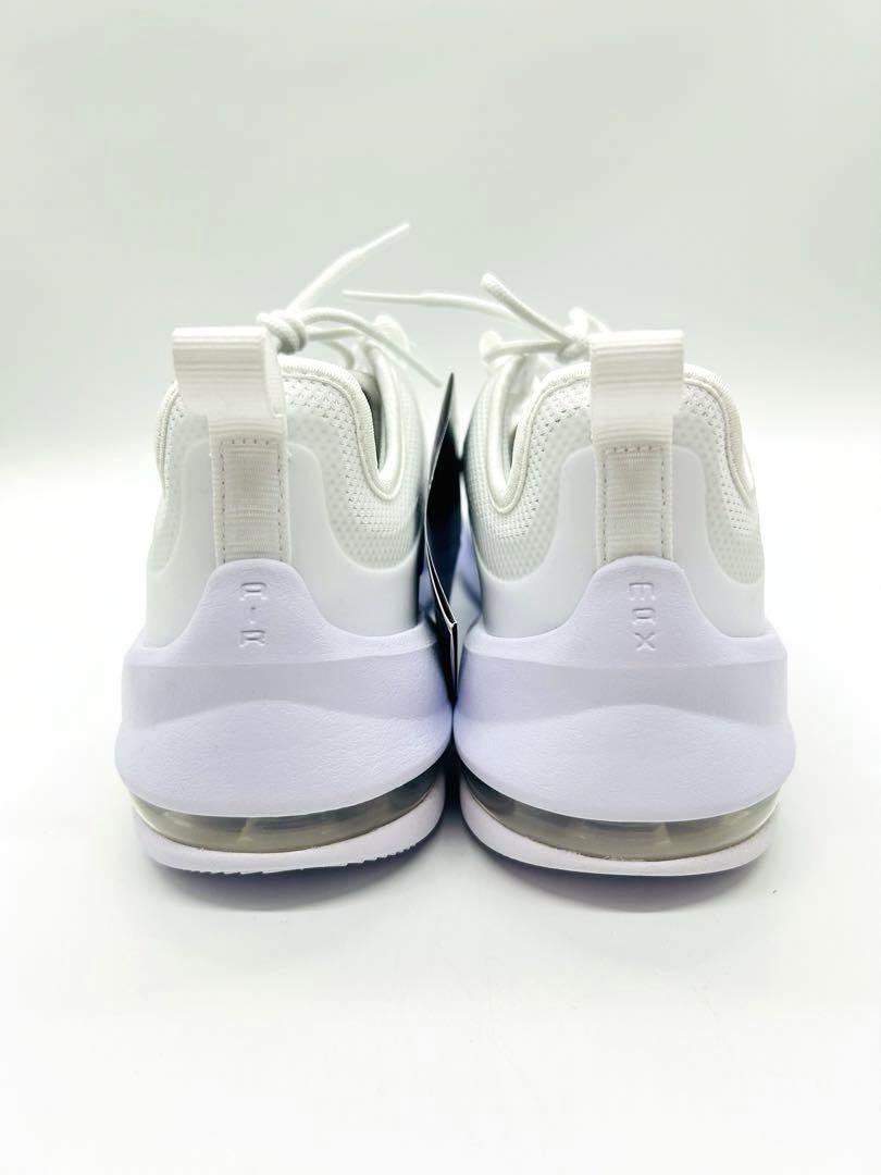 【新品】NIKE エアマックス アクシス GS/23.5cm