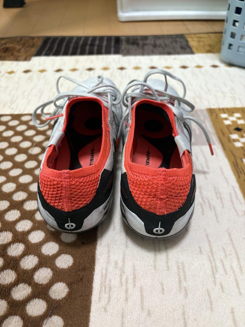 Nike サッカーシューズ ホワイト/レッド