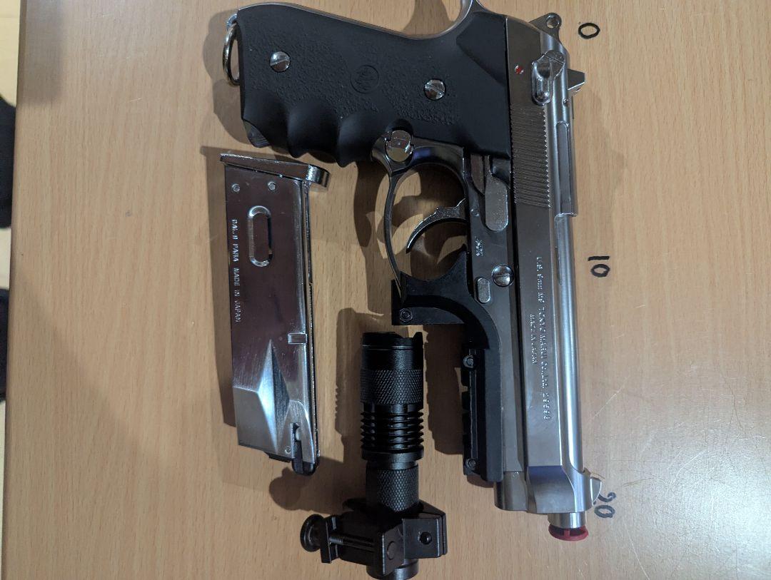 M92F クロムステンレス ハンドガン