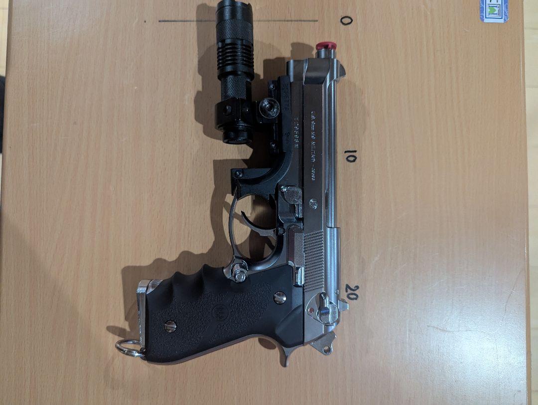 M92F クロムステンレス ハンドガン