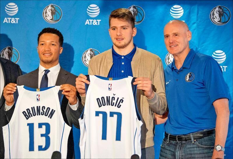 NBA DAL Luka DončićGame AUJersey XL