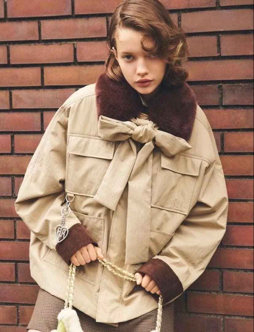 今期 FUR FUR パデットボウタイワークブルゾン BEG フリー SIZE fur fur