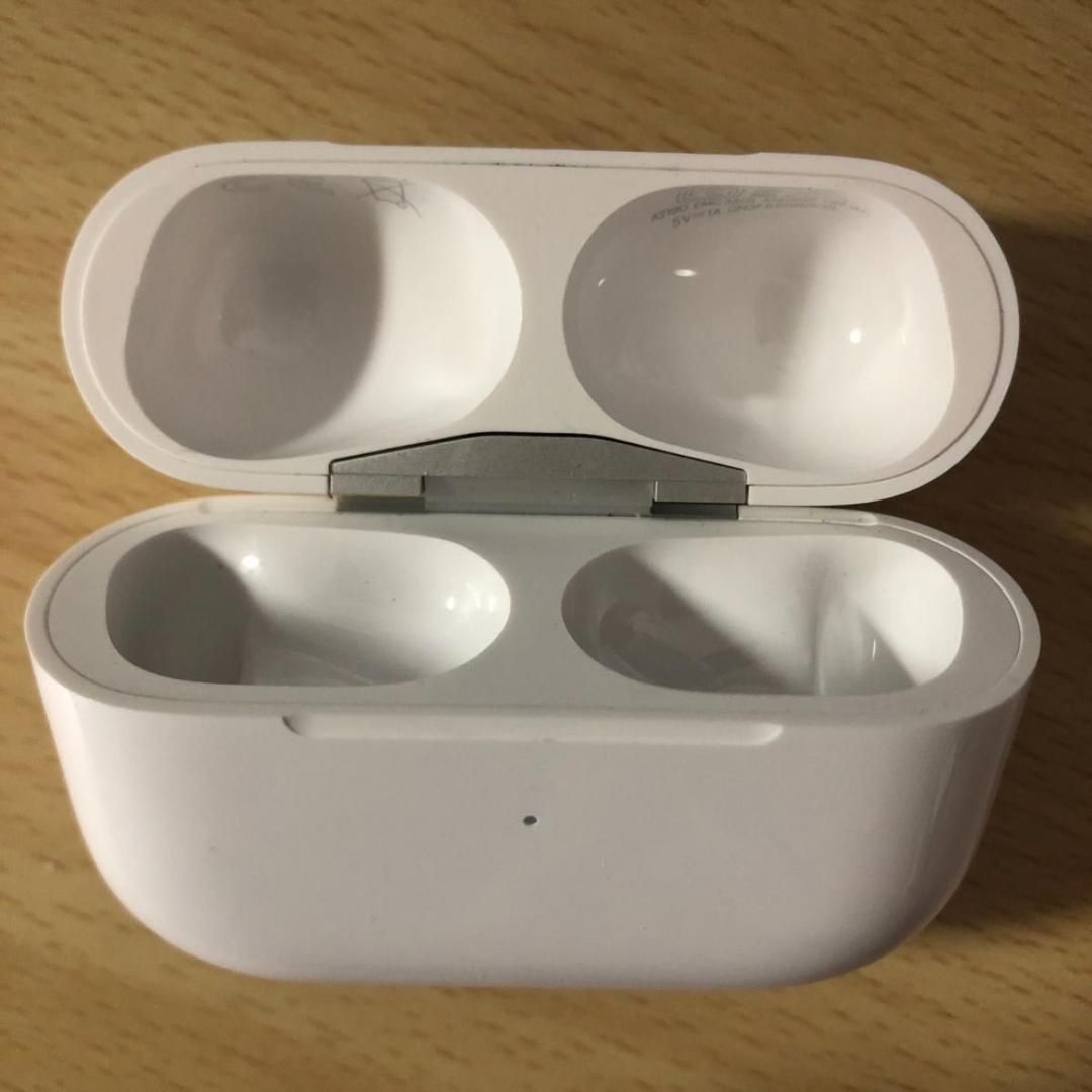 Apple国内正規品 AirPods Pro 第一世代 充電ケース