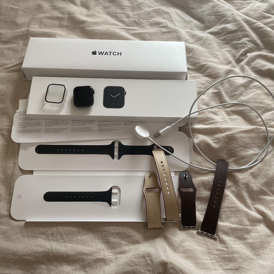 Apple watch SE 40mm GPS アルミニウム