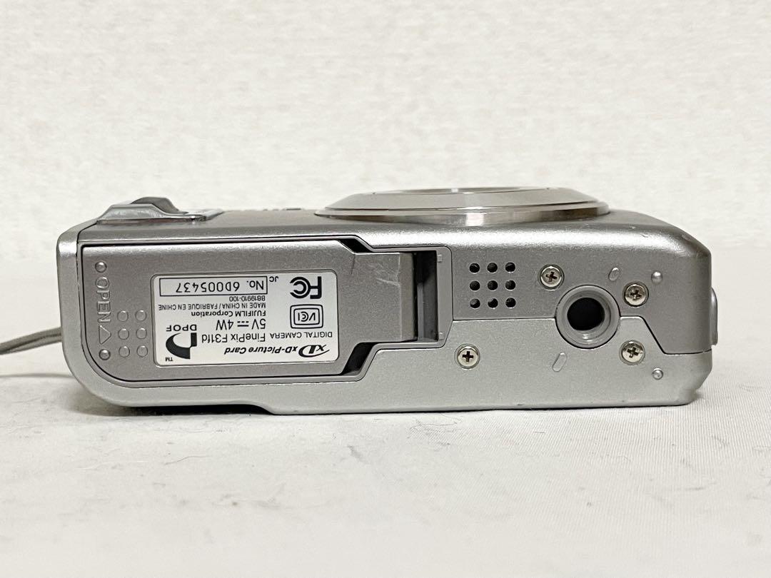【完動品】　FUJIFILM FinePix F31fd 難あり　動作確認済