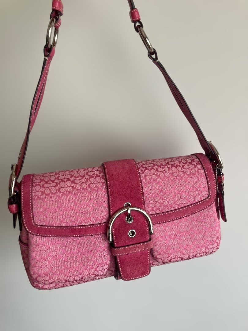 コーチ　ハンドバッグ レザー　ブラック　8A10