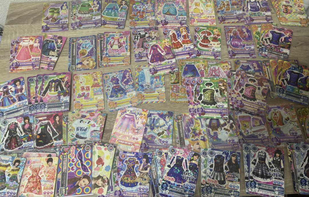 アイカツ トレーディングカード セット