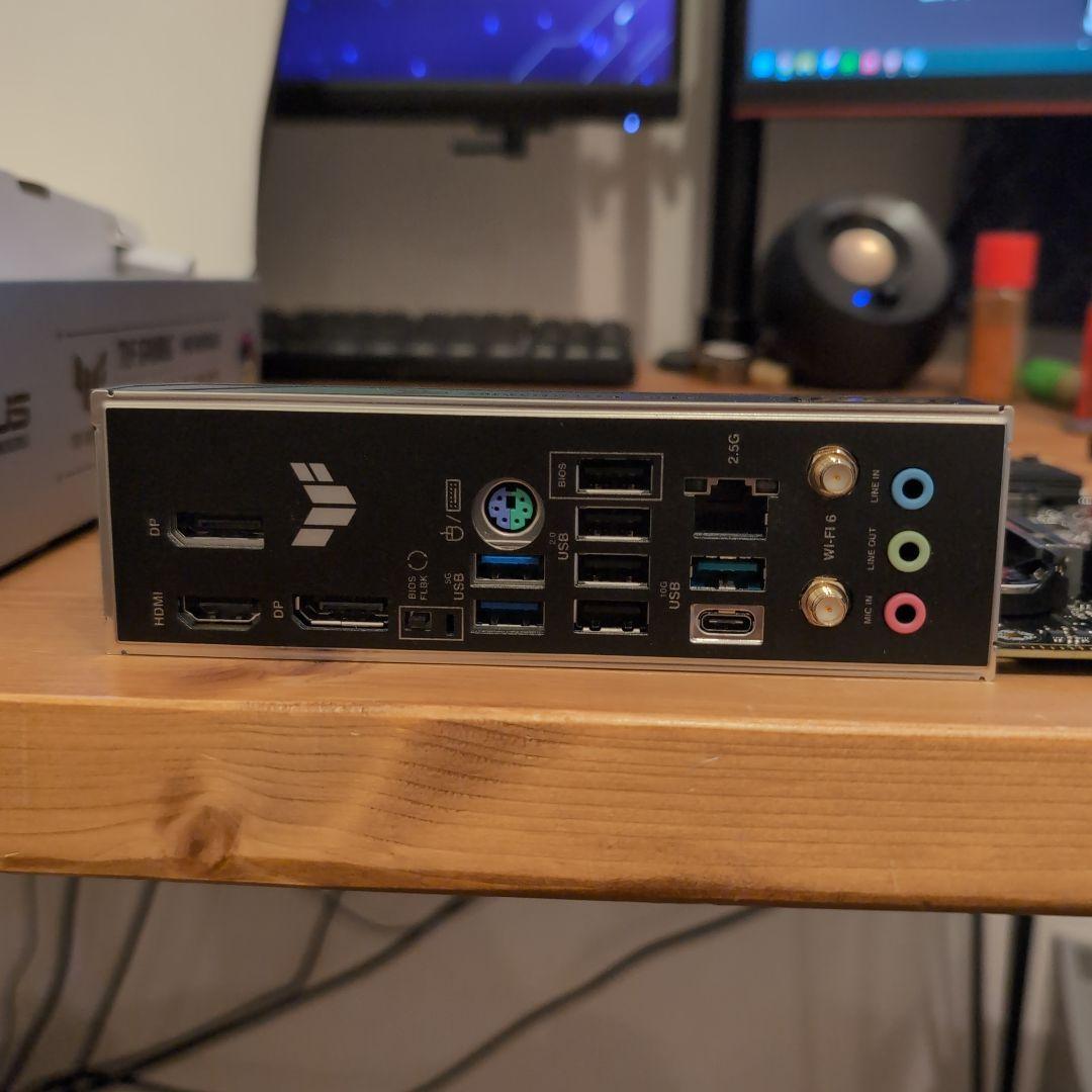 マザーボード ASUS TUF GAMING B650M-E WIFI