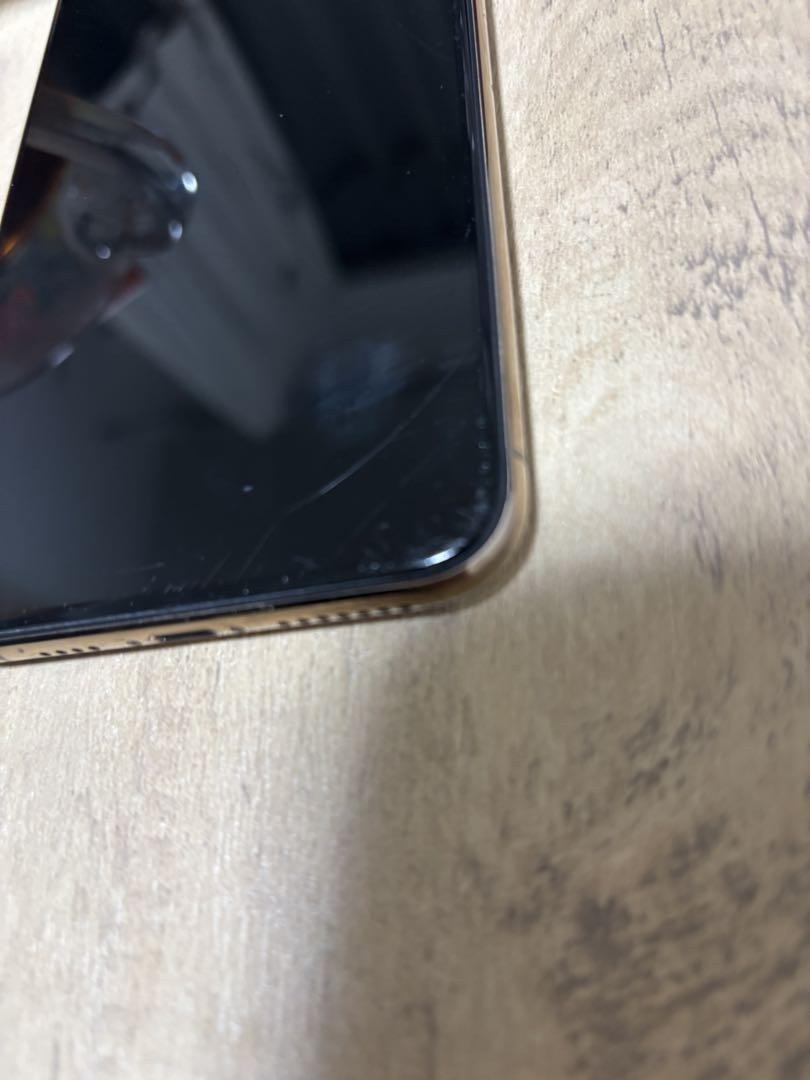 ✟ Apple