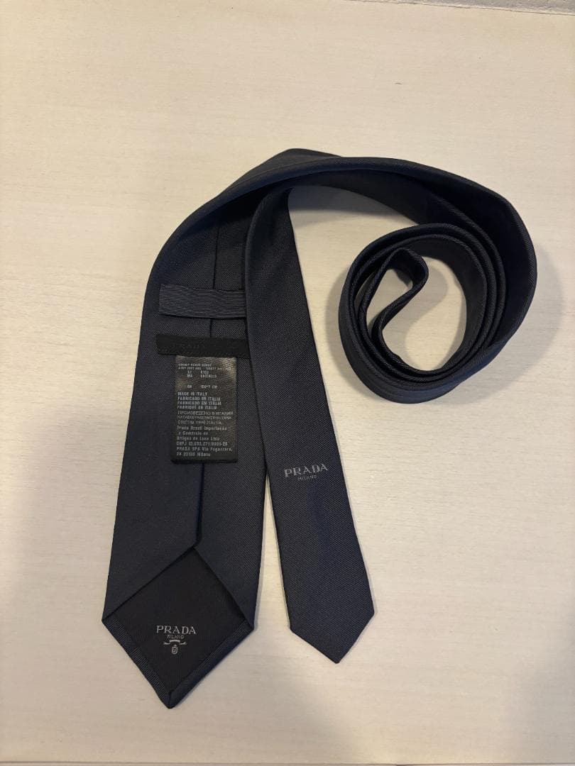 PRADA ネイビー ネクタイ 150cm