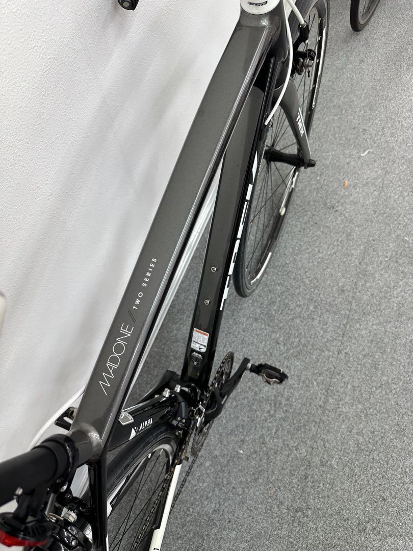 Trek madone 2.1 ロードバイク　アルミフレーム　シマノ105