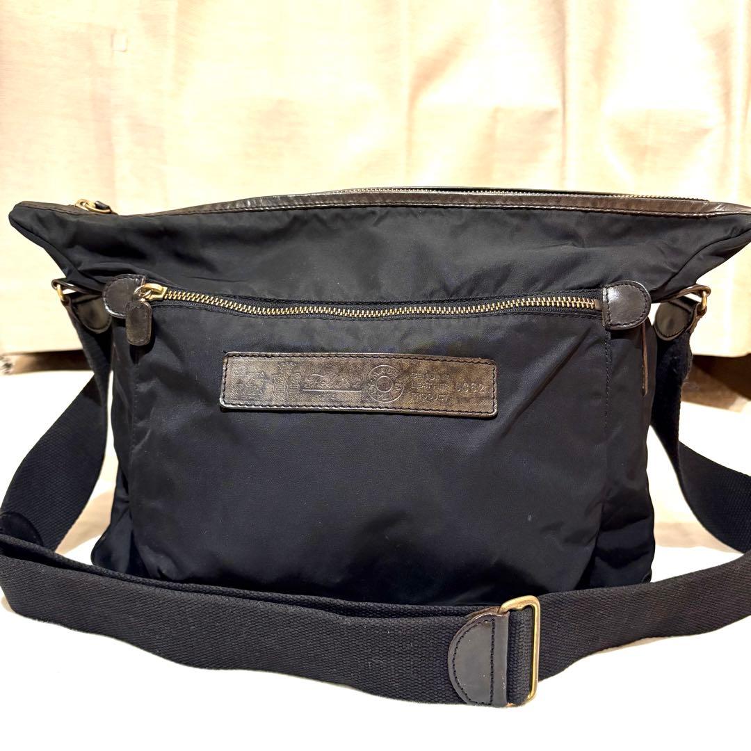 フェリージ 9362 ショルダーバッグ サコッシュ ユニセックス 黒 ブラックFelisi