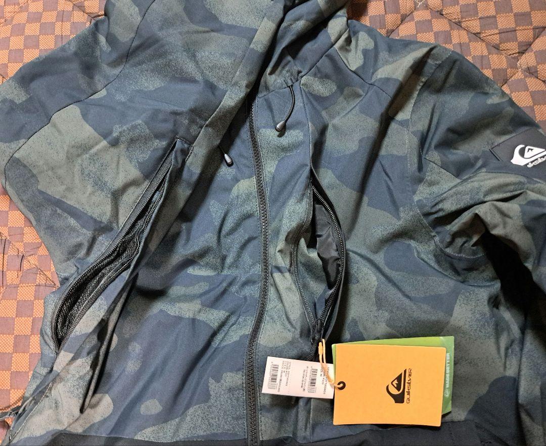クイックシルバー　Quicksilver　ボードウェア　新品未使用品　SizeM QUIKSILVER/クイックシルバー メンズ GORE-TEX スノージャケット