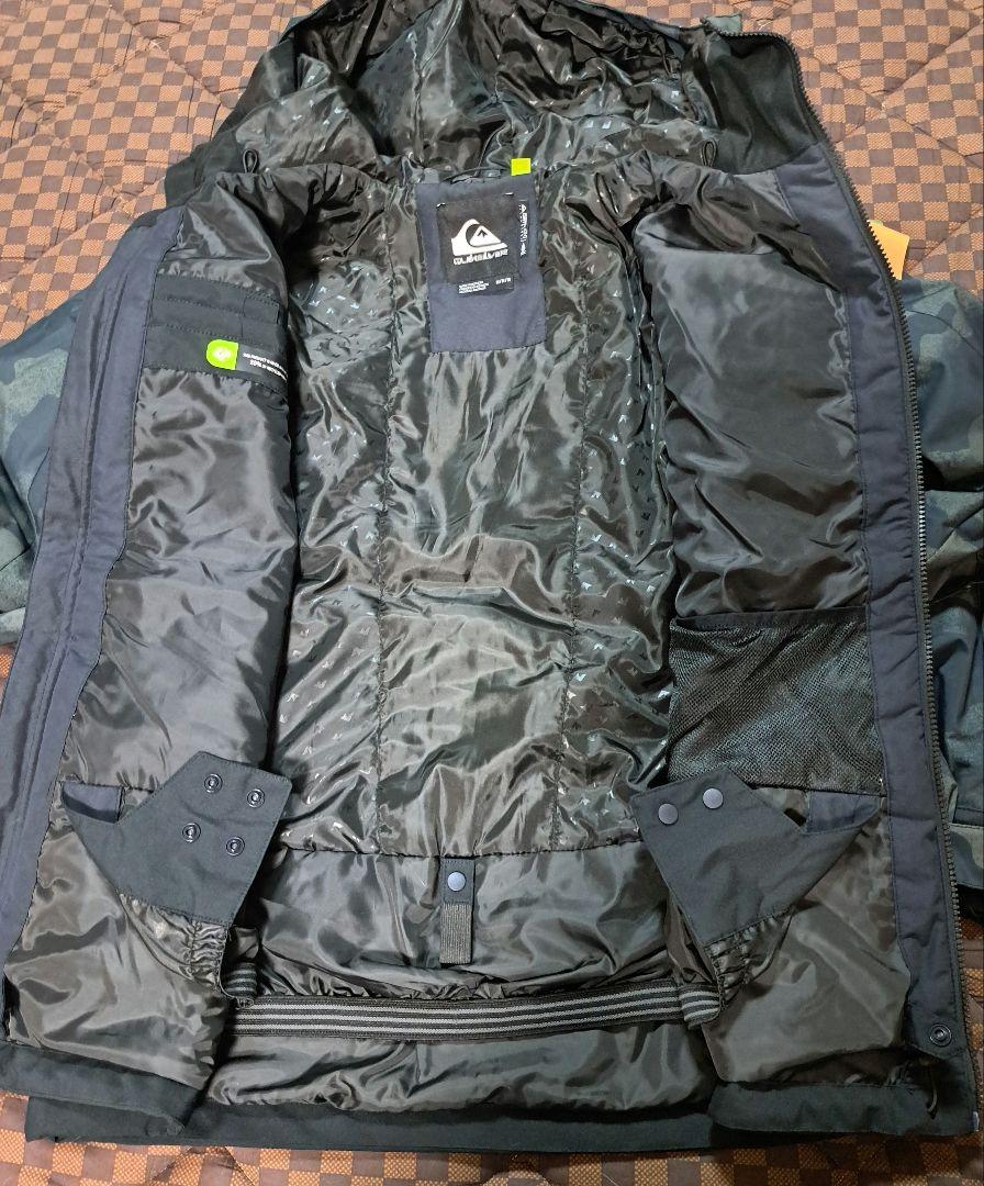 クイックシルバー　Quicksilver　ボードウェア　新品未使用品　SizeM QUIKSILVER/クイックシルバー メンズ GORE-TEX スノージャケット