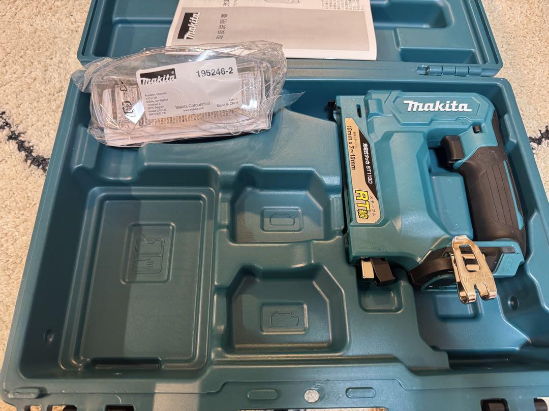 makita 充電式タッカー