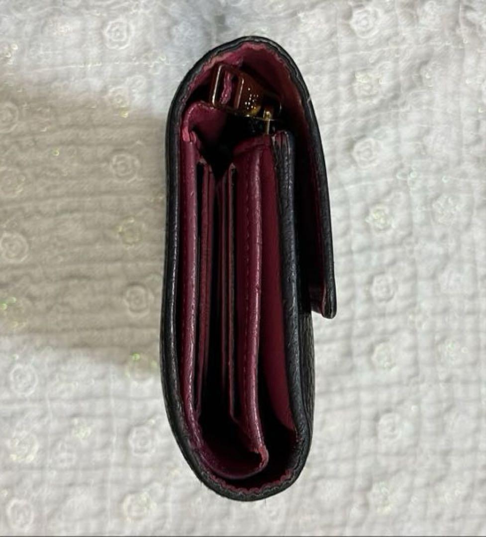 LV ルイヴィトン カプシーヌ コンパクト ブラック ピンク